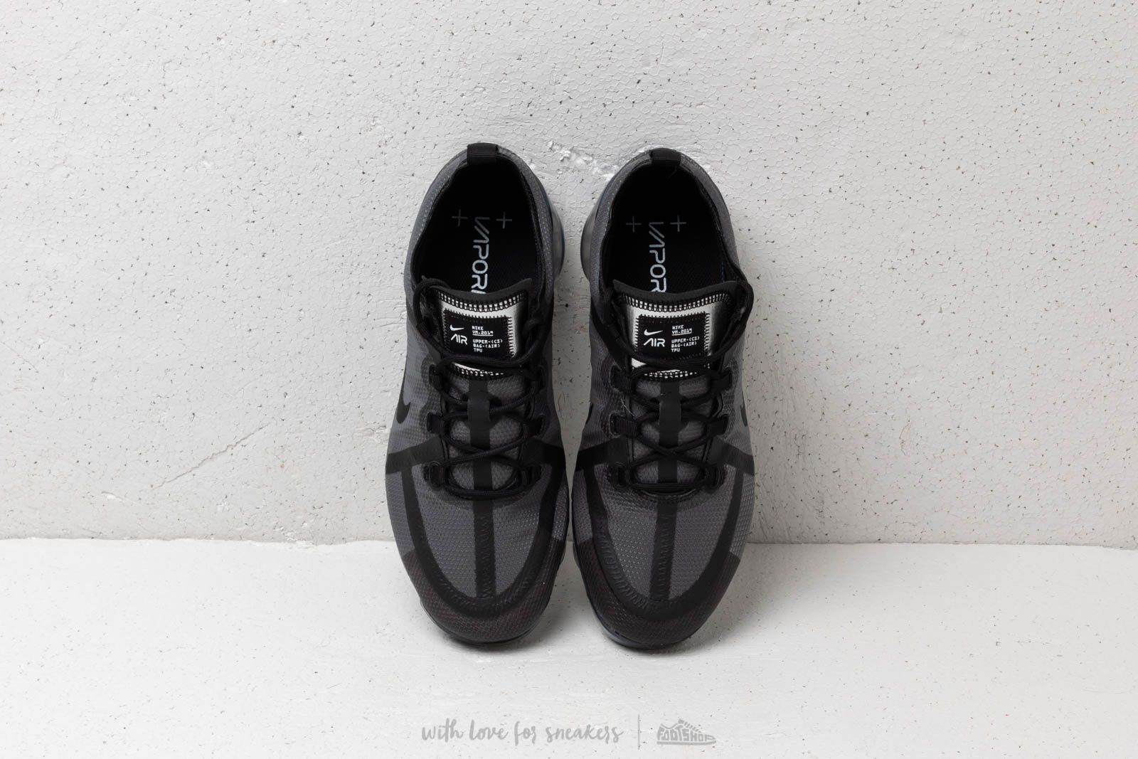 Férfi cipők Nike Air Vapormax 2019 Black/ Black-Black