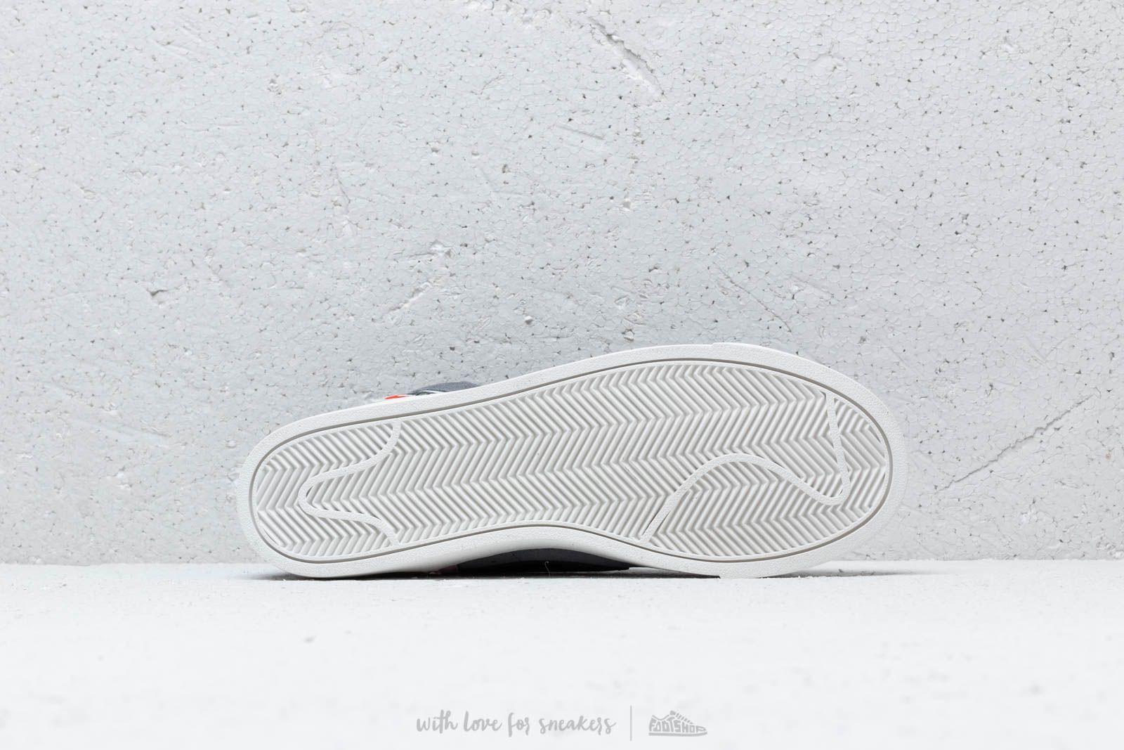 Дамски кецове и обувки Nike Blazer Mid Rebel Wmns Cool Grey/ Summit White-Dark Grey
