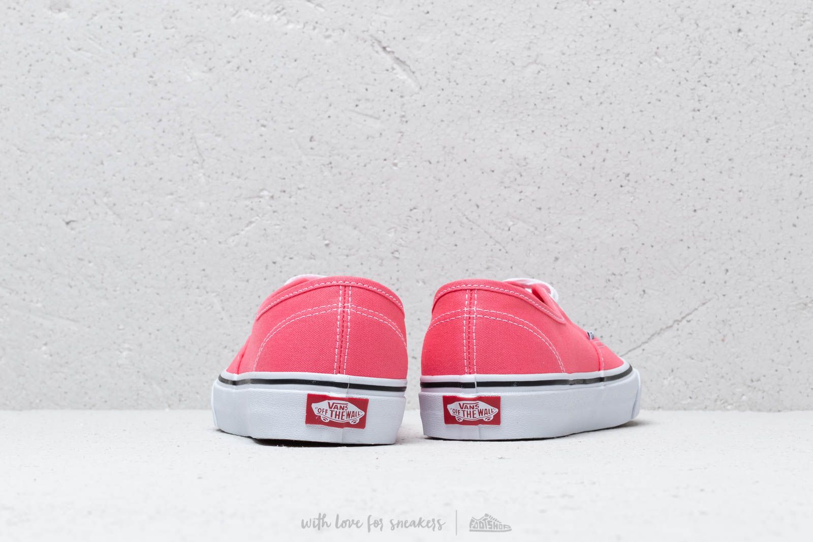 Vans shop authentic strawberry
