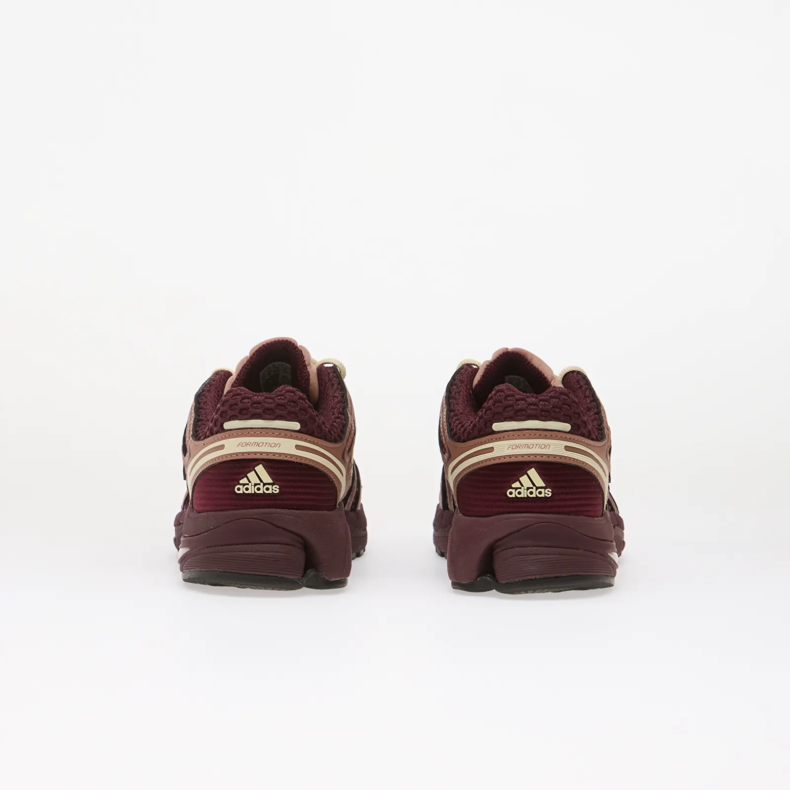 Naisten kengät adidas Adistar Control 5 Maroon/ Warm Vanilla/ Warm Clay