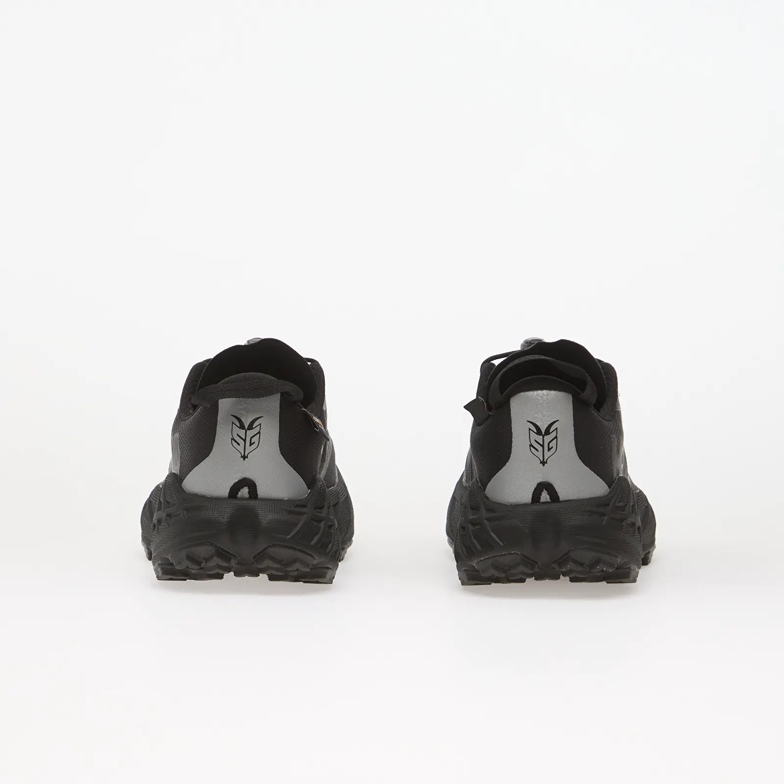 Încălțăminte și sneakerși pentru femei Hoka® W Speedgoat 7 GTX Black/ Carbon Black