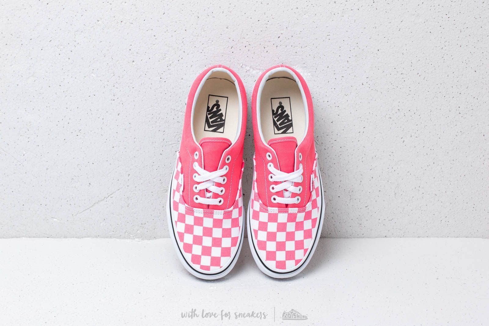Men s shoes Vans Era Checkerboard Strawberry Footshop