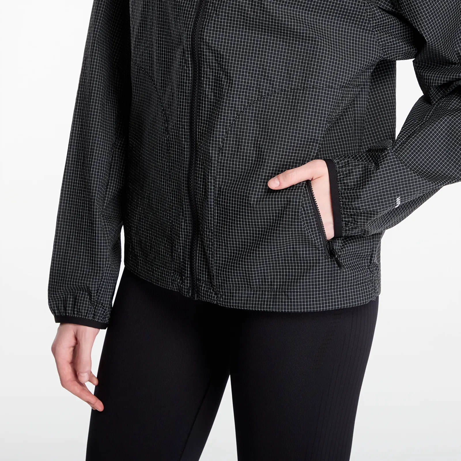 Якета The North Face NSE Wind Jacket UNISEX TNF Black