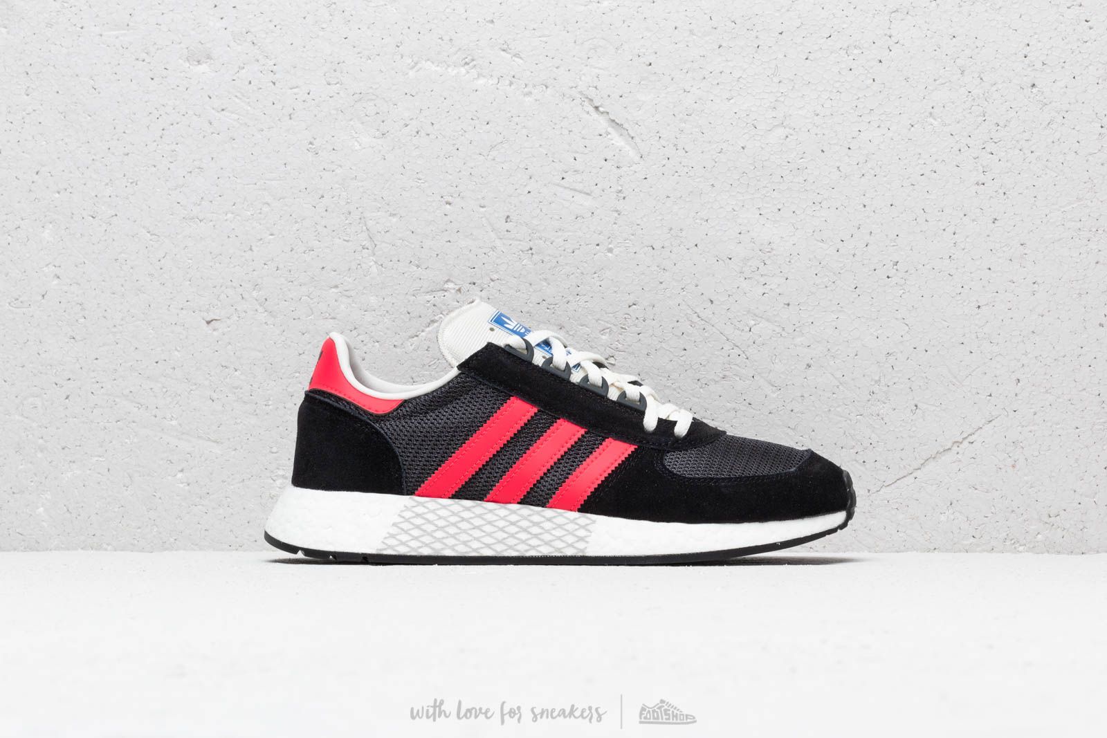 Adidas marathon tech black red best sale