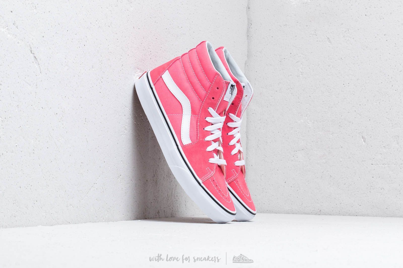 Мъжки кецове и обувки Vans Sk8-Hi Strawberry Pink/ True White
