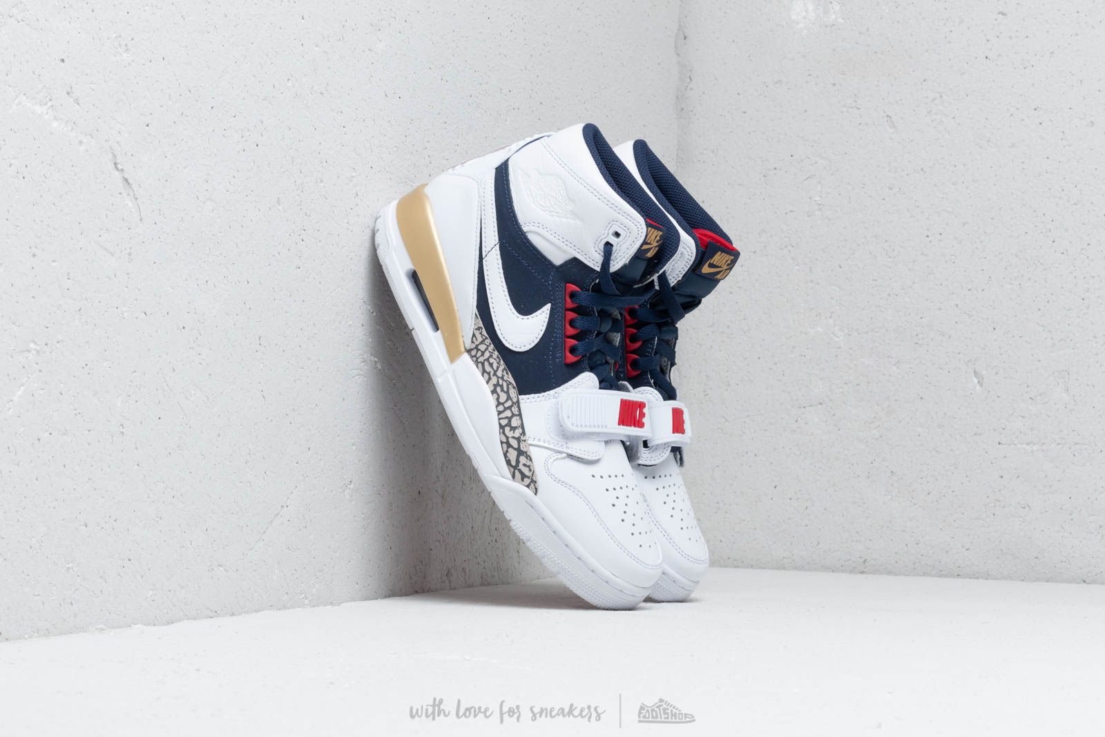 Jordan legacy 312 mid white online