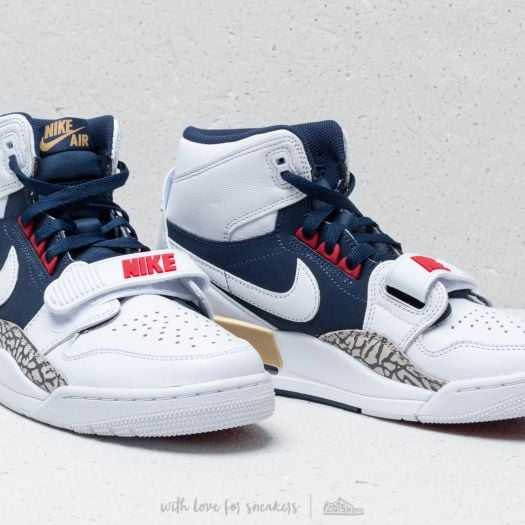 Air Jordan Legacy 312