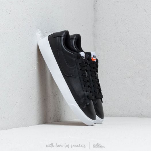 Nike blazer low le women's hot sale