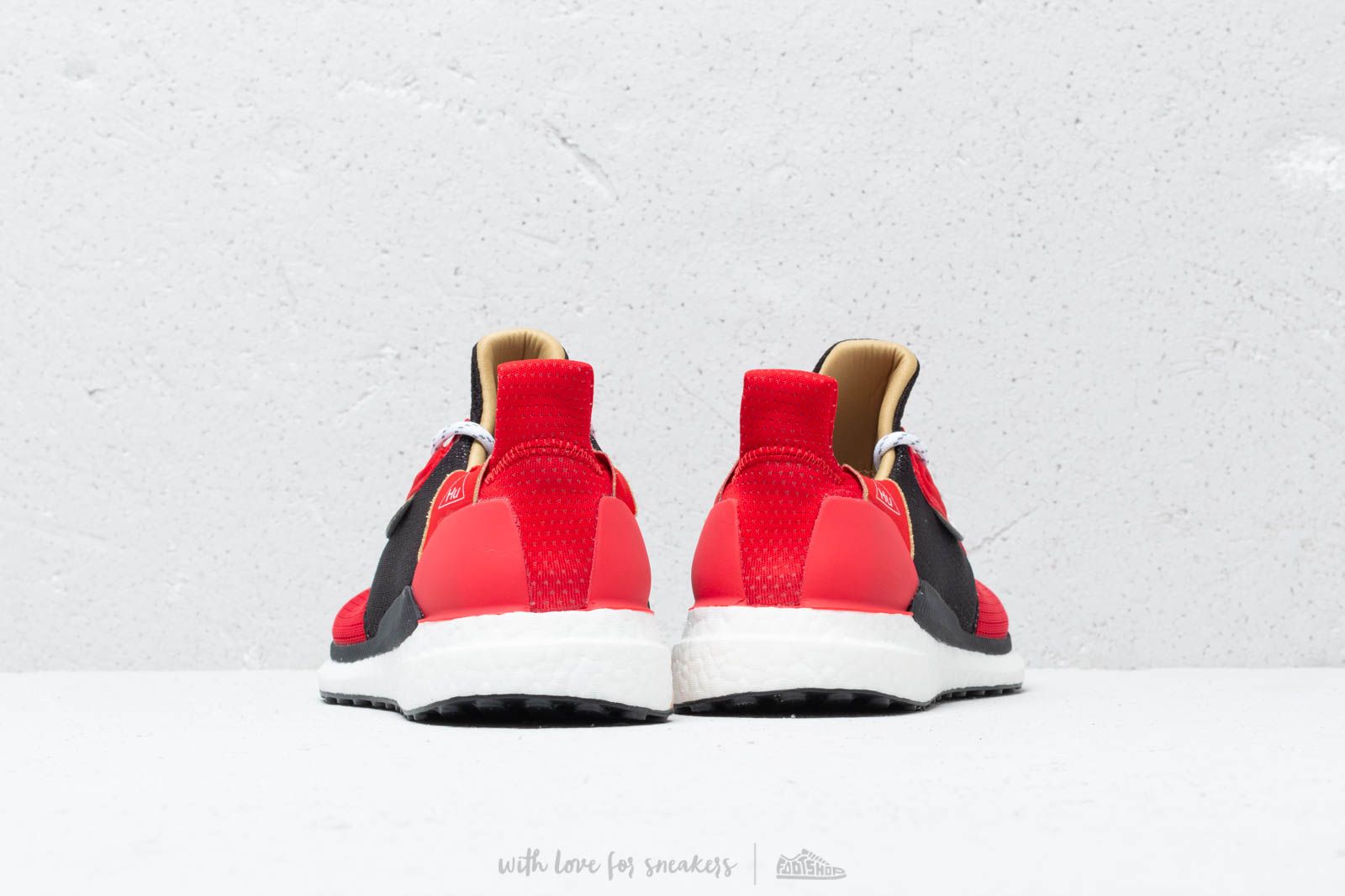 Adidas pharrell discount williams red