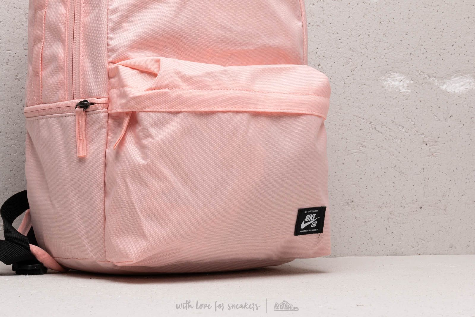 Bags backpacks Nike SB Icon Backpack Bubblegum Black Footshop