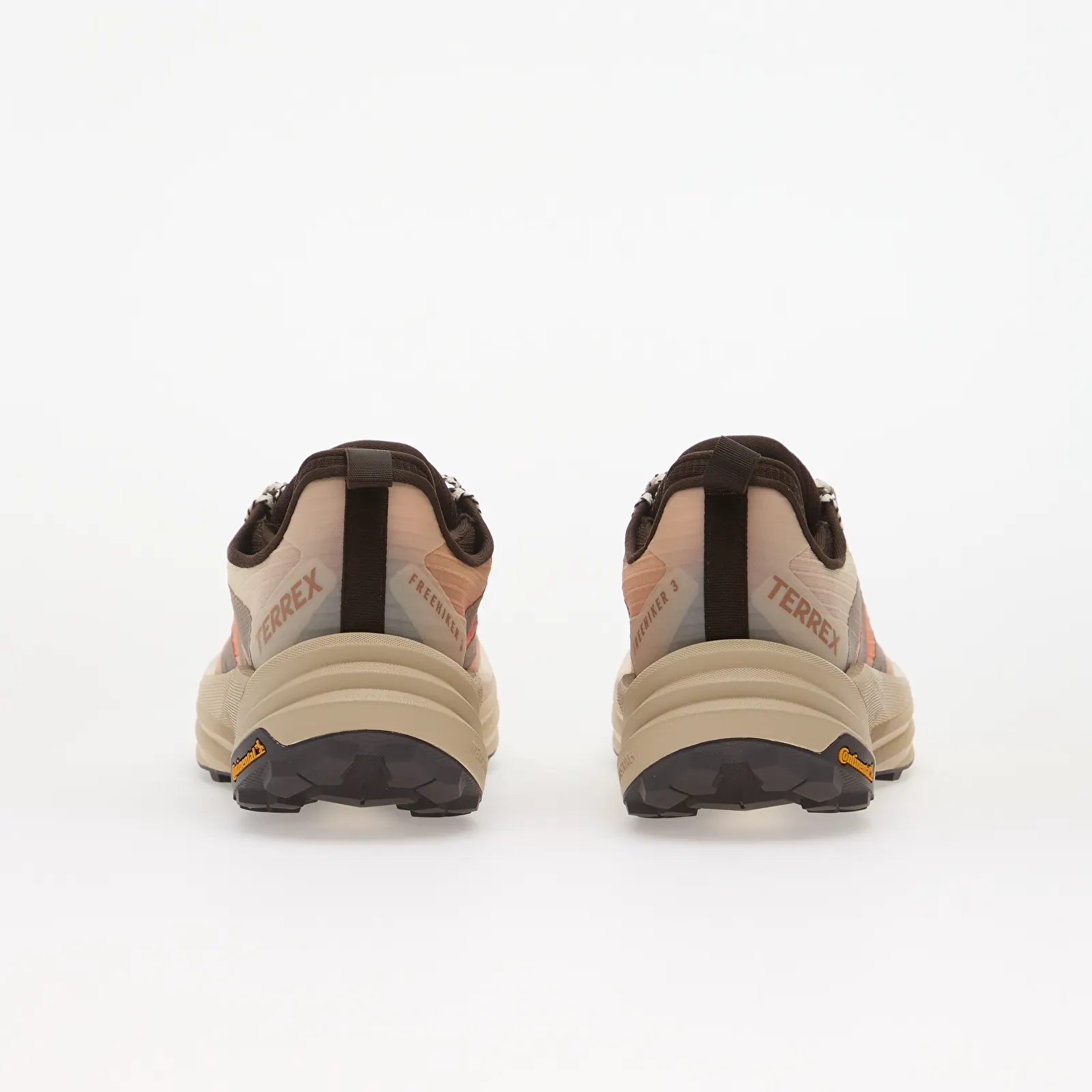 Herenschoenen FTSHP x adidas Terrex Freehiker 3 Low Gore-Tex Boost Dreamstrike+ Hiking Wonder White/ Aurora Coffee/ Collegiate Orange