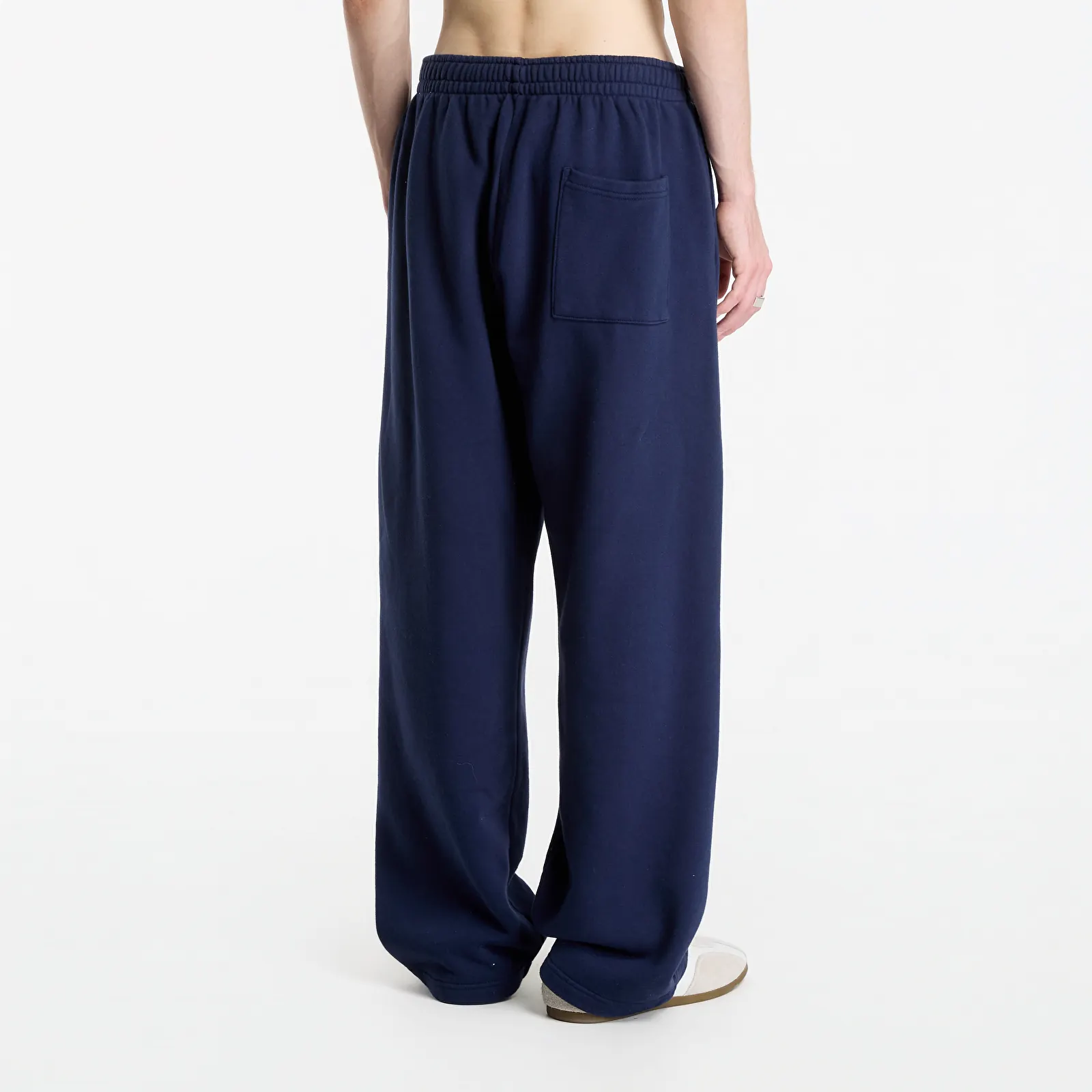 Tepláky Sporty & Rich Serif Logo Embroidered Wide Sweatpant UNISEX Dark Navy