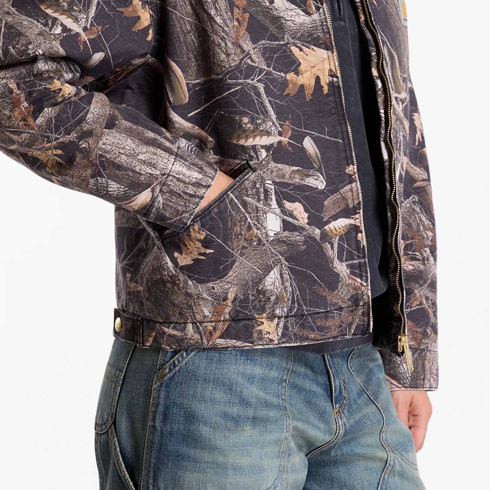 Kabátok Carhartt WIP OG Detroit Jacket UNISEX Camo Feather Tree, Black/ Black Heavy Stone Wash