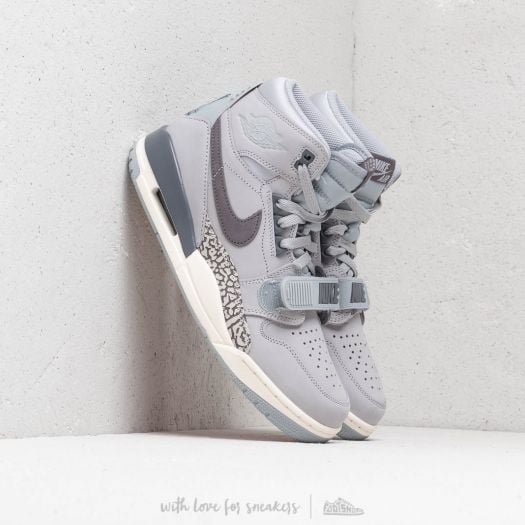 Men s shoes Air Jordan Legacy 312 Wolf Grey Lt Graphite Sail