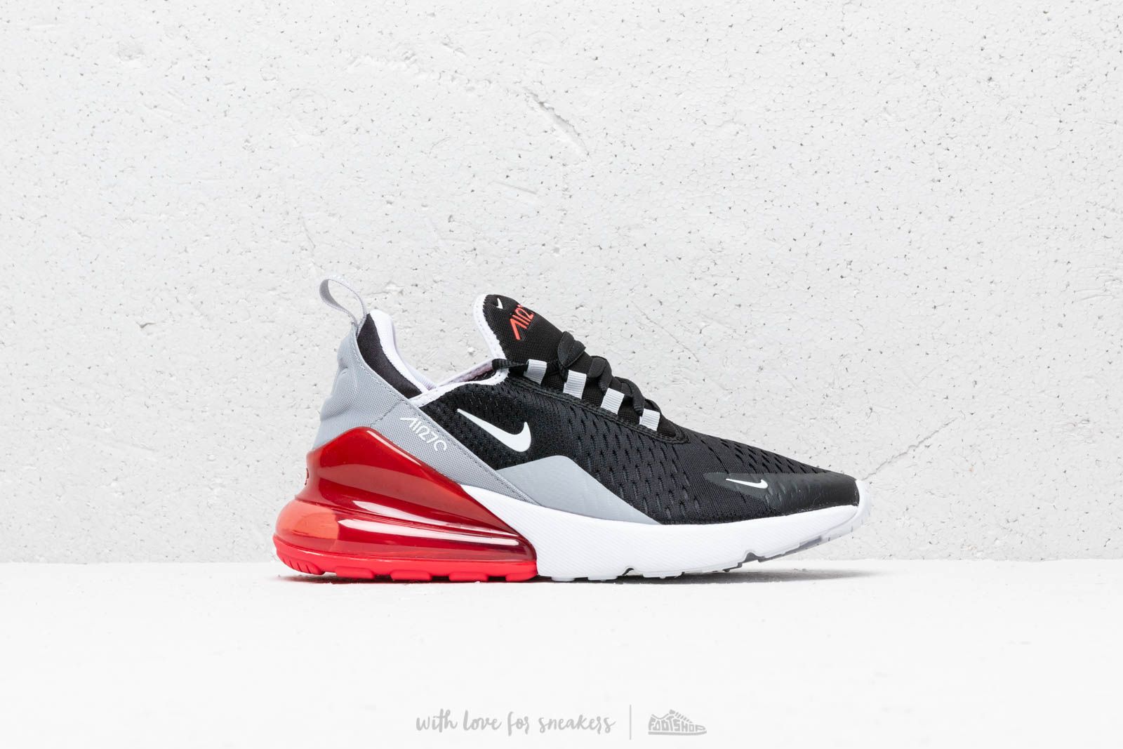 Nike 270 black/white/ember glow/wolf grey clearance