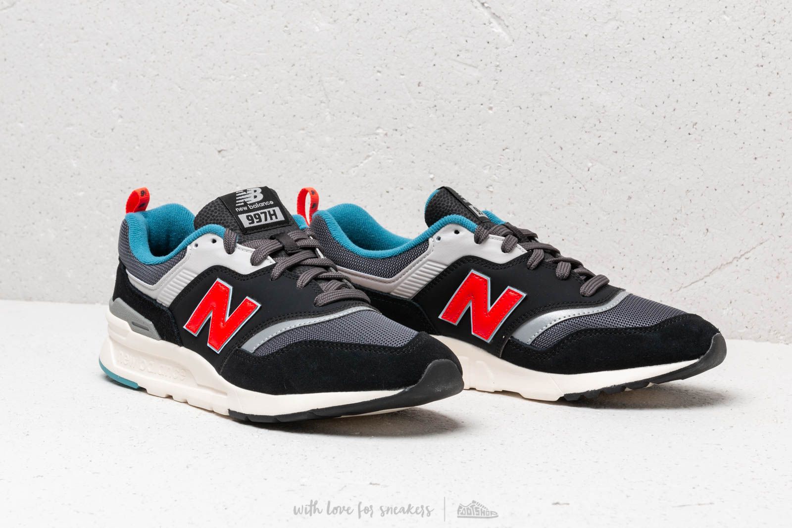 New balance cm997 top magnet