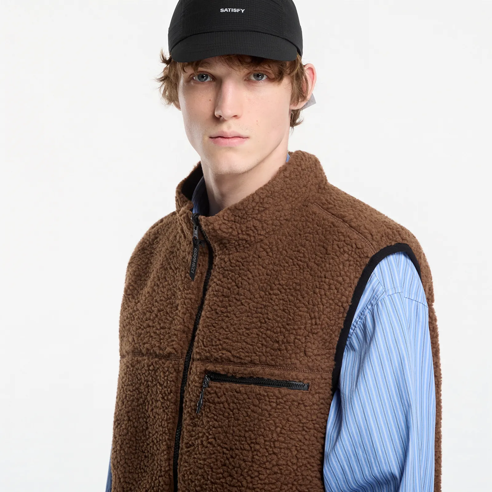 Vests Gramicci Reversible Sherpa Vest Dark Brown/black