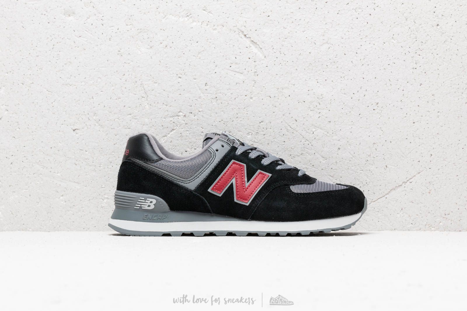 Zapatillas Hombre New Balance 574 Black/ Grey/ Red