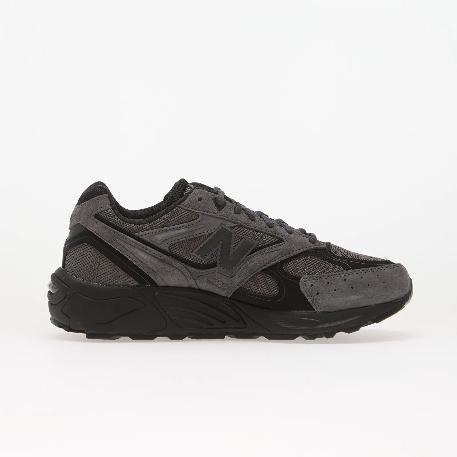 Chaussures et baskets homme New Balance 880R Magnet/ Black
