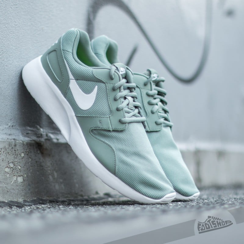 Nike Kaishi