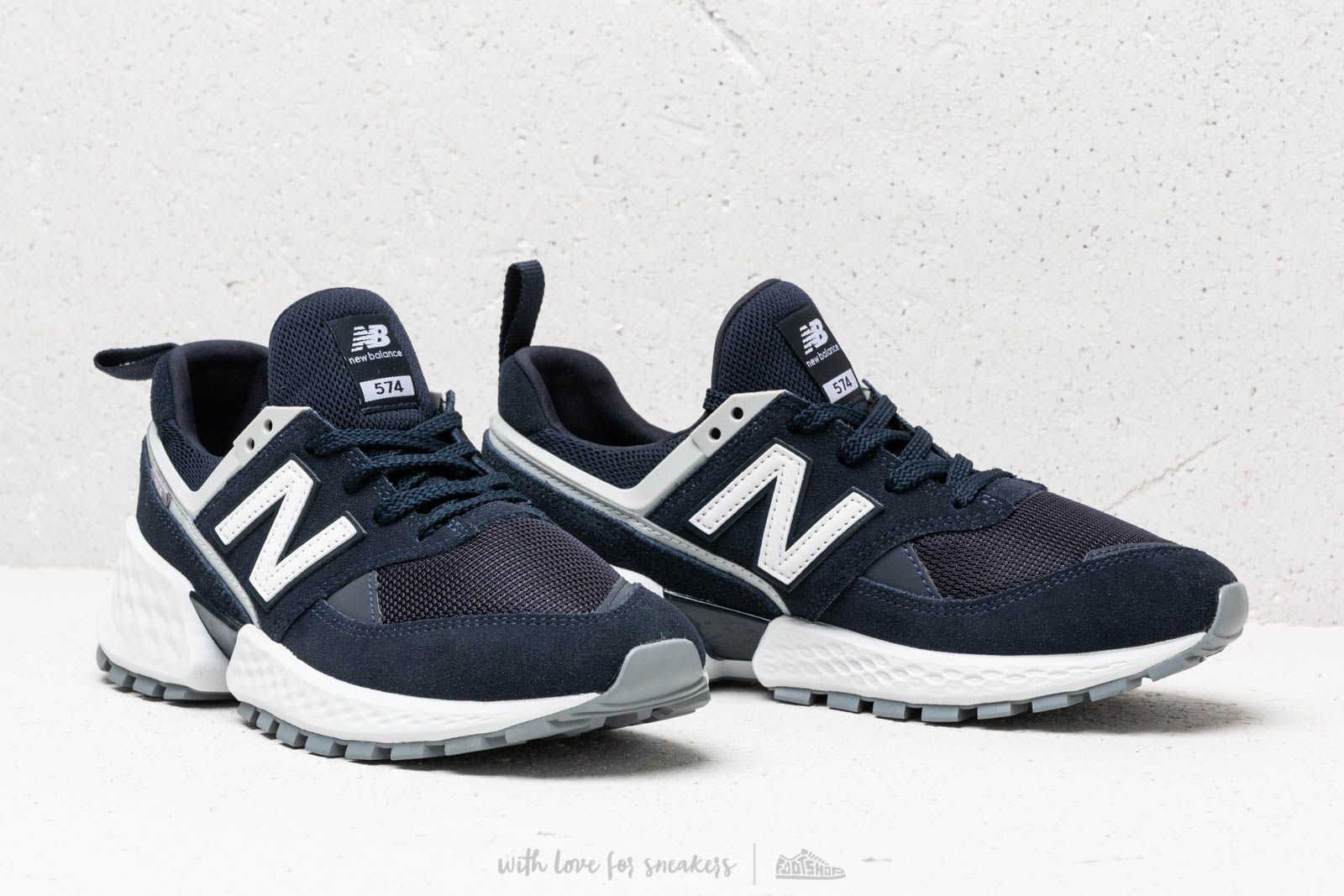 New balance clearance 574 sport navy