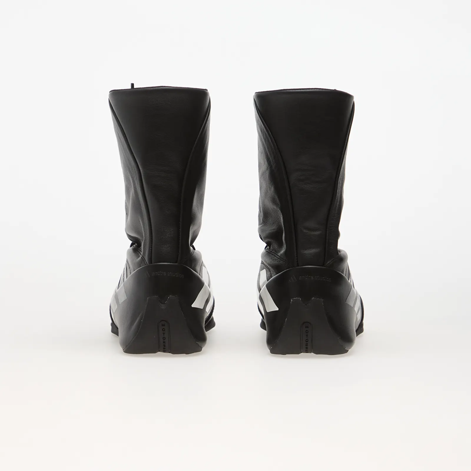 Scarpe uomo adidas x entire studios Feroza Boot Core Black/ Core Black/ Ftwr White