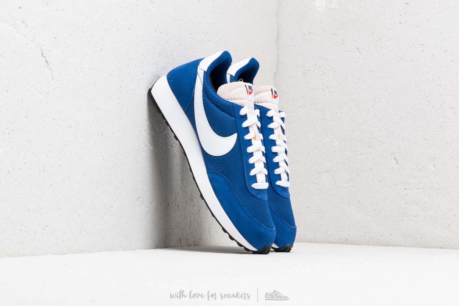Nike tailwind 79 indigo on sale