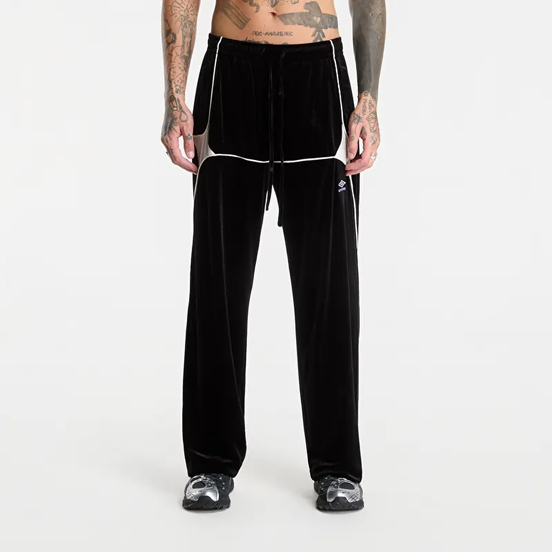 Pantaloni de trening Umbro Velvet Jester Track Pants Black