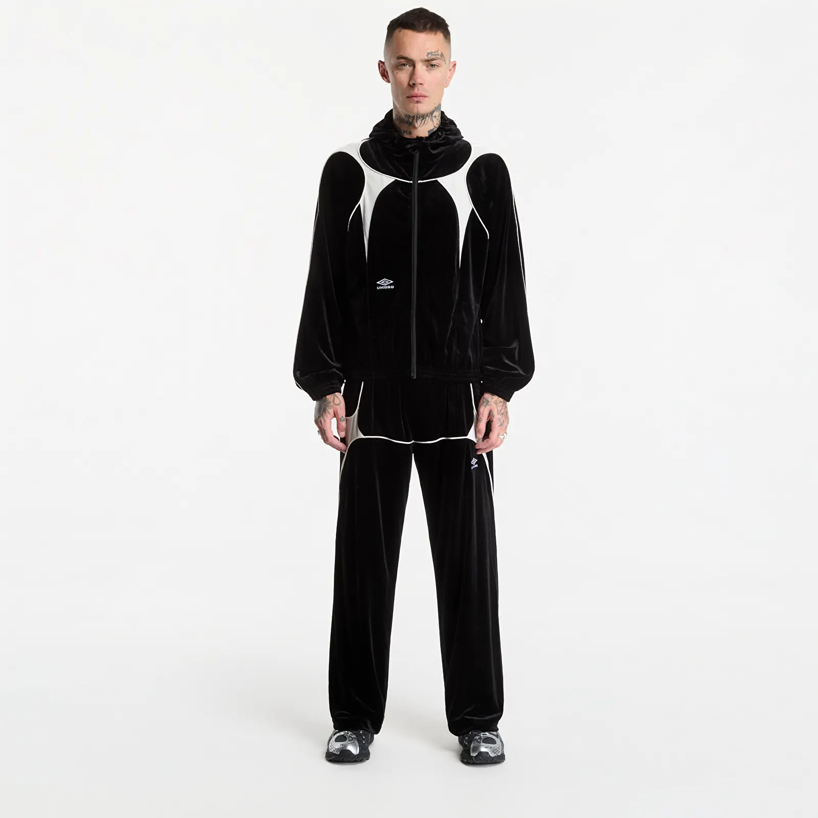 Tepláky Umbro Velvet Jester Track Pants Black