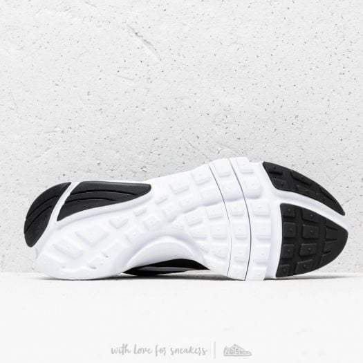 Women s shoes Nike Presto Fly GS Black White Footshop