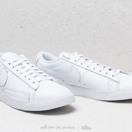 All white nike blazer low cheap