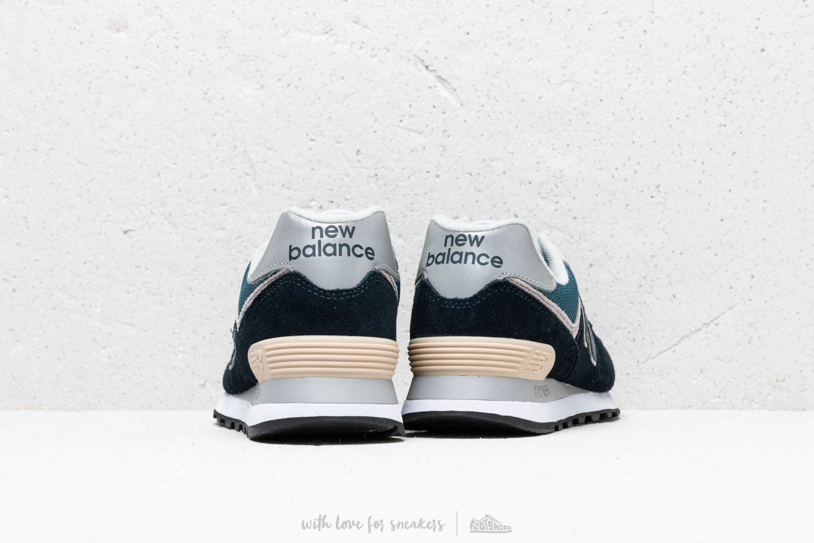 Miesten kengät New Balance 574 Navy/ Green/ Grey