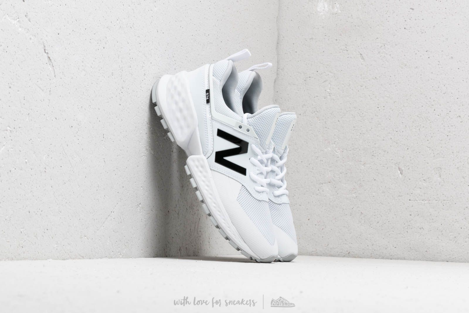 Încălțăminte și sneakerși pentru bărbați New Balance 574 White