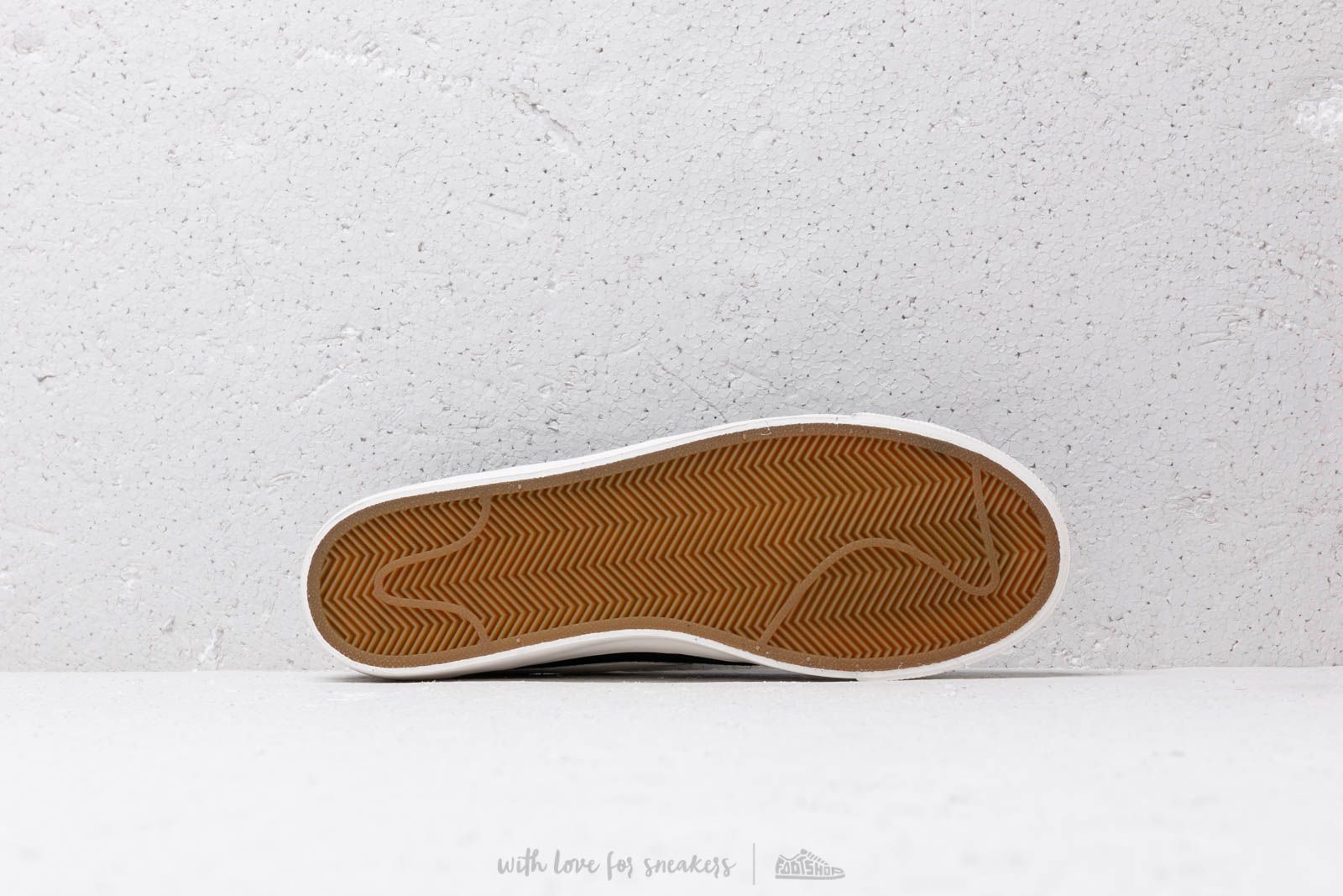 Zapatillas Hombre Nike Sb Zoom Blazer Low Gt Black/ Sail