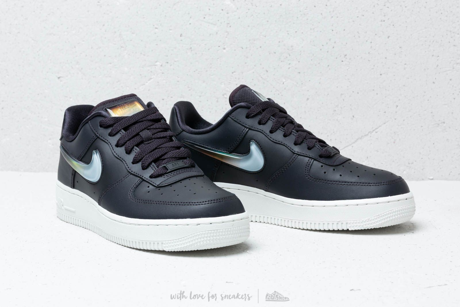 Nike air force 1 07 se premium grey 2025