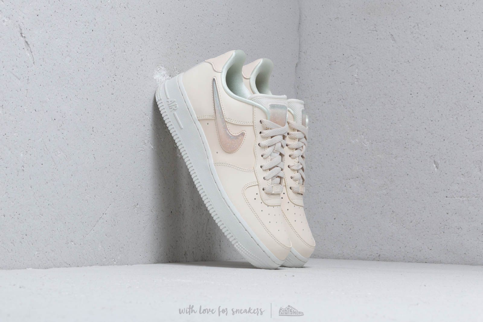 Damen Sneaker und Schuhe Nike W Air Force 1 '07 Se Prm Pale Ivory/ Summit White-Guava Ice