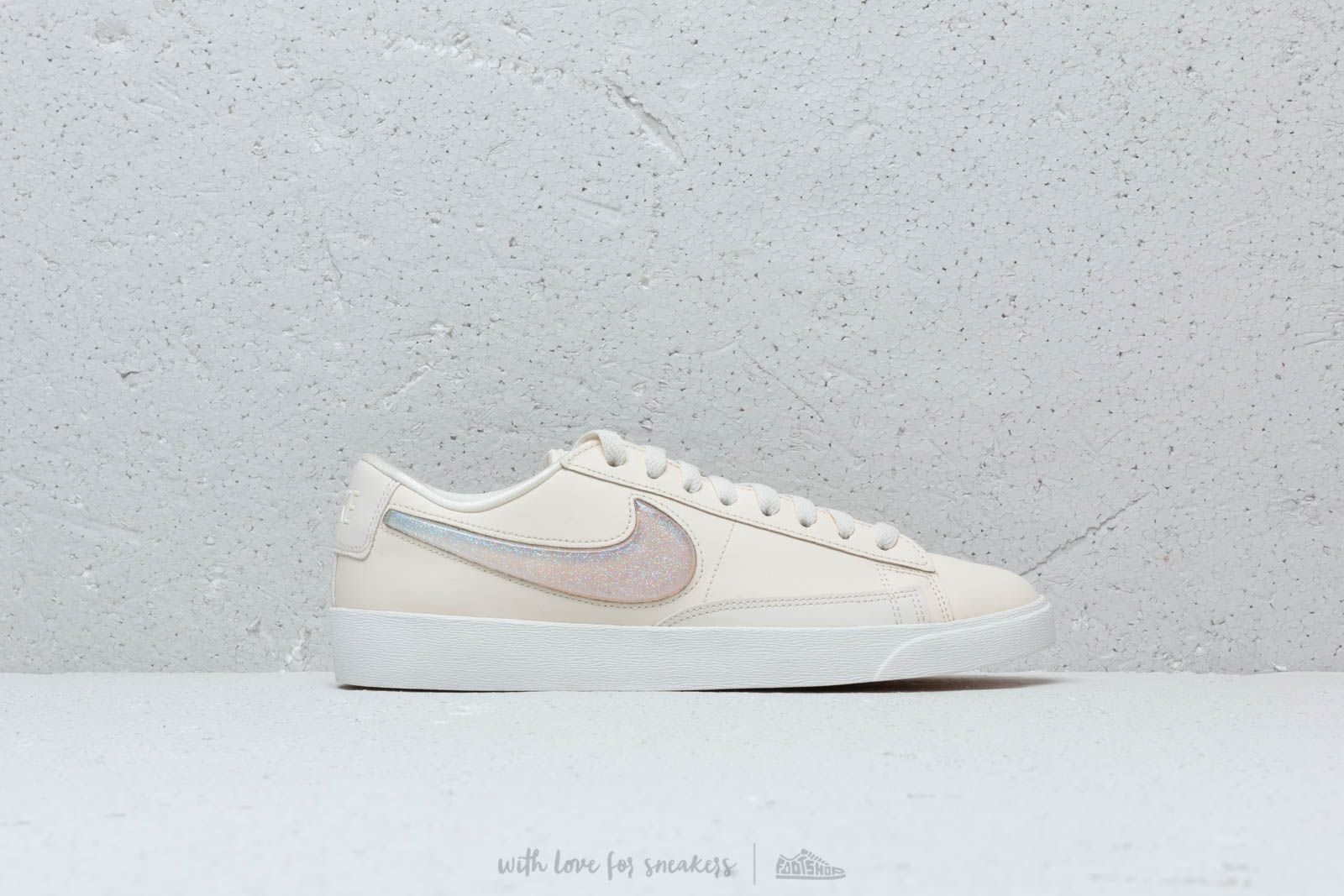 Nike blazer low lx pale ivory cheap