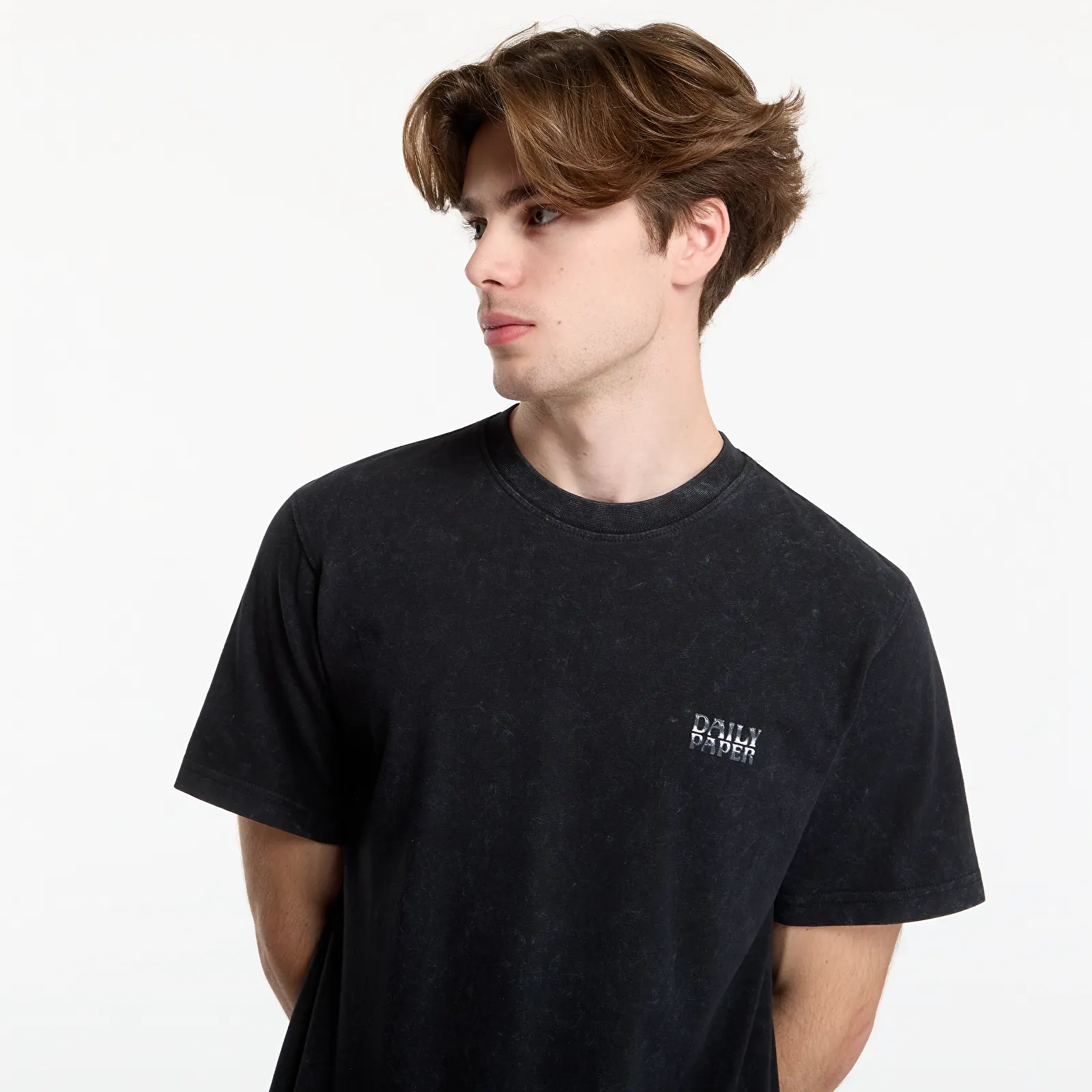 Moške majice  Daily Paper Textured Metallic Shield T Shirt Washed Black