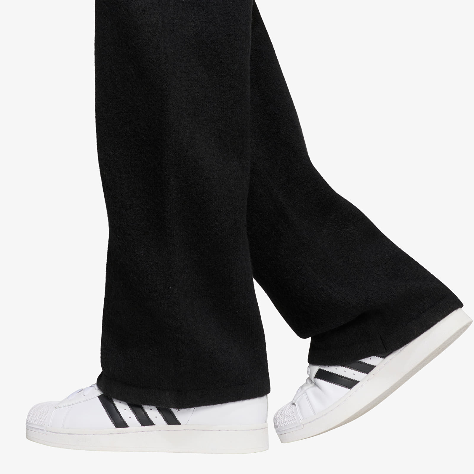 Pantaloni bărbați adidas Originals Essentials Knit Pants Black