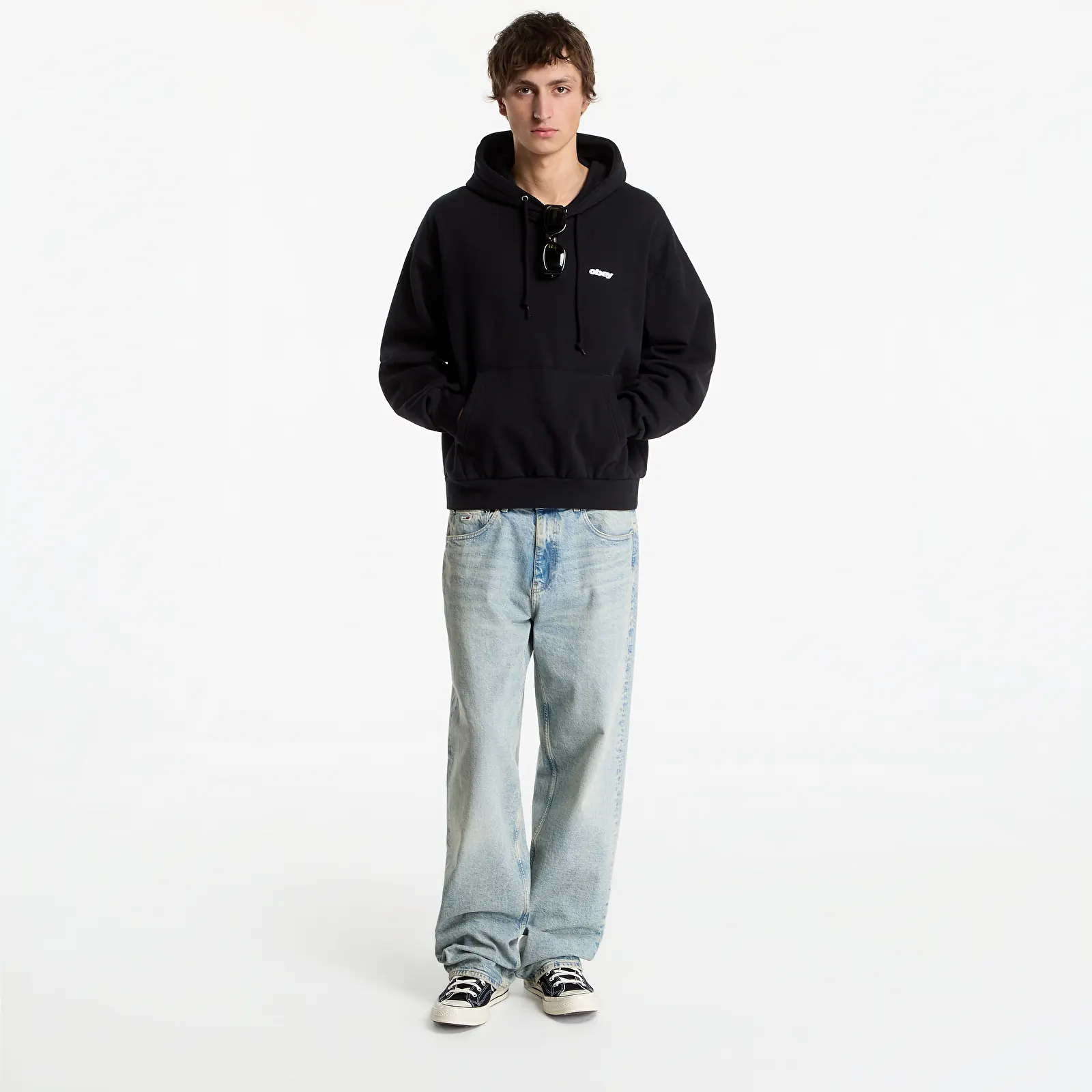 Hupparit ja collegepaidat Obey League Hood Black