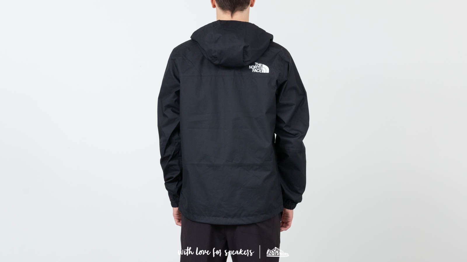 Dzsekik The North Face 1990 Mountain Q Jacket Black Footshop