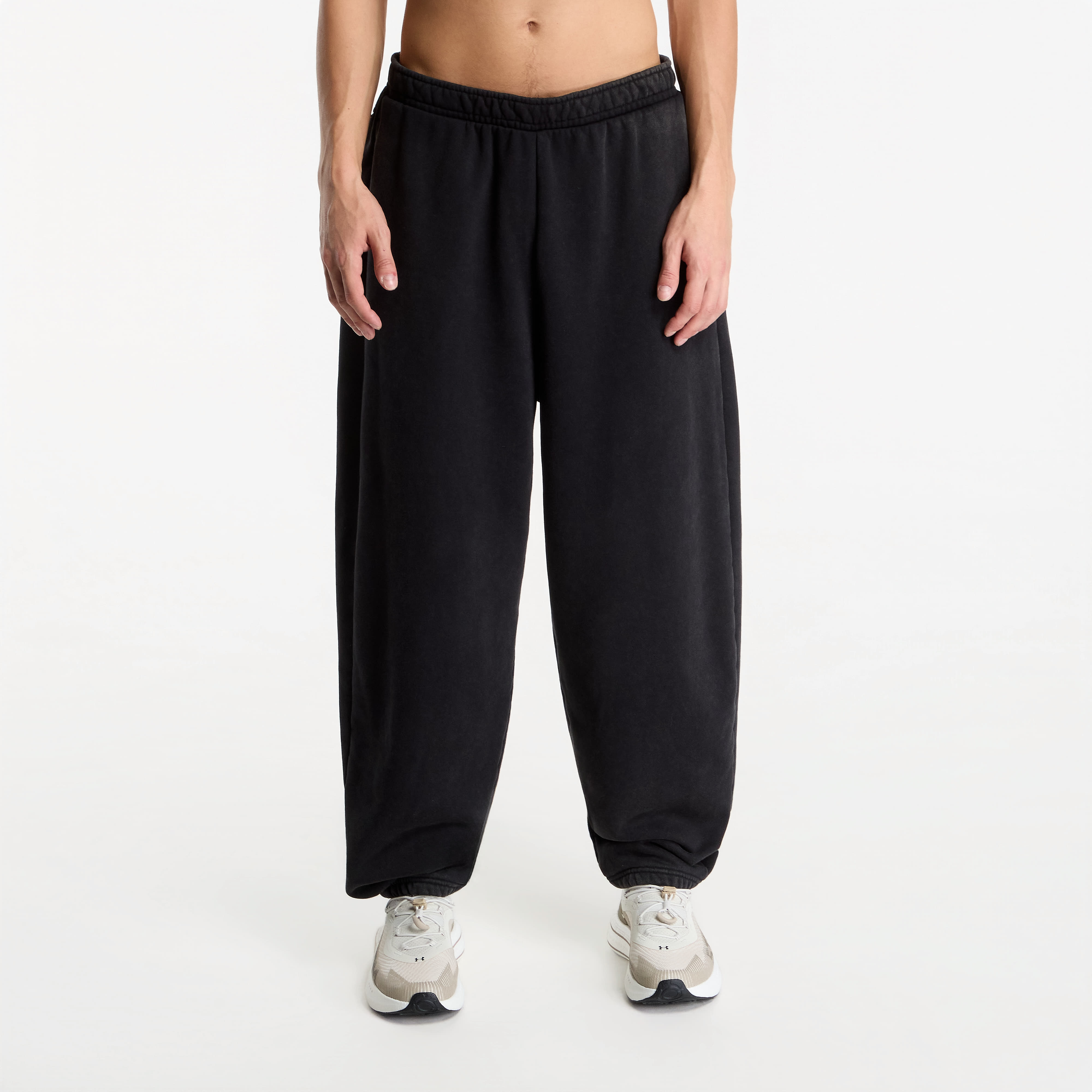 Потници Under Armour Icon HW Flc Washed Pants Ultimate Black/ Ultimate Black M