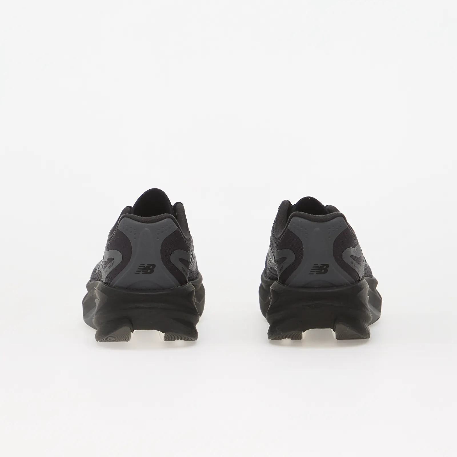 Damesko New Balance WREBX Black/ Magnet