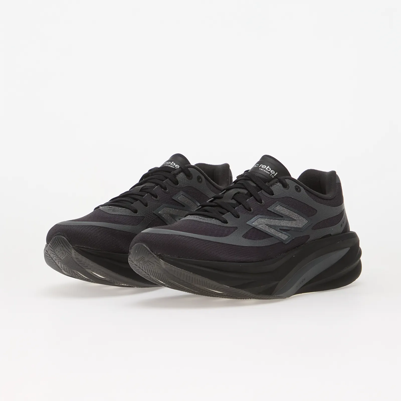 Damesko New Balance WREBX Black/ Magnet