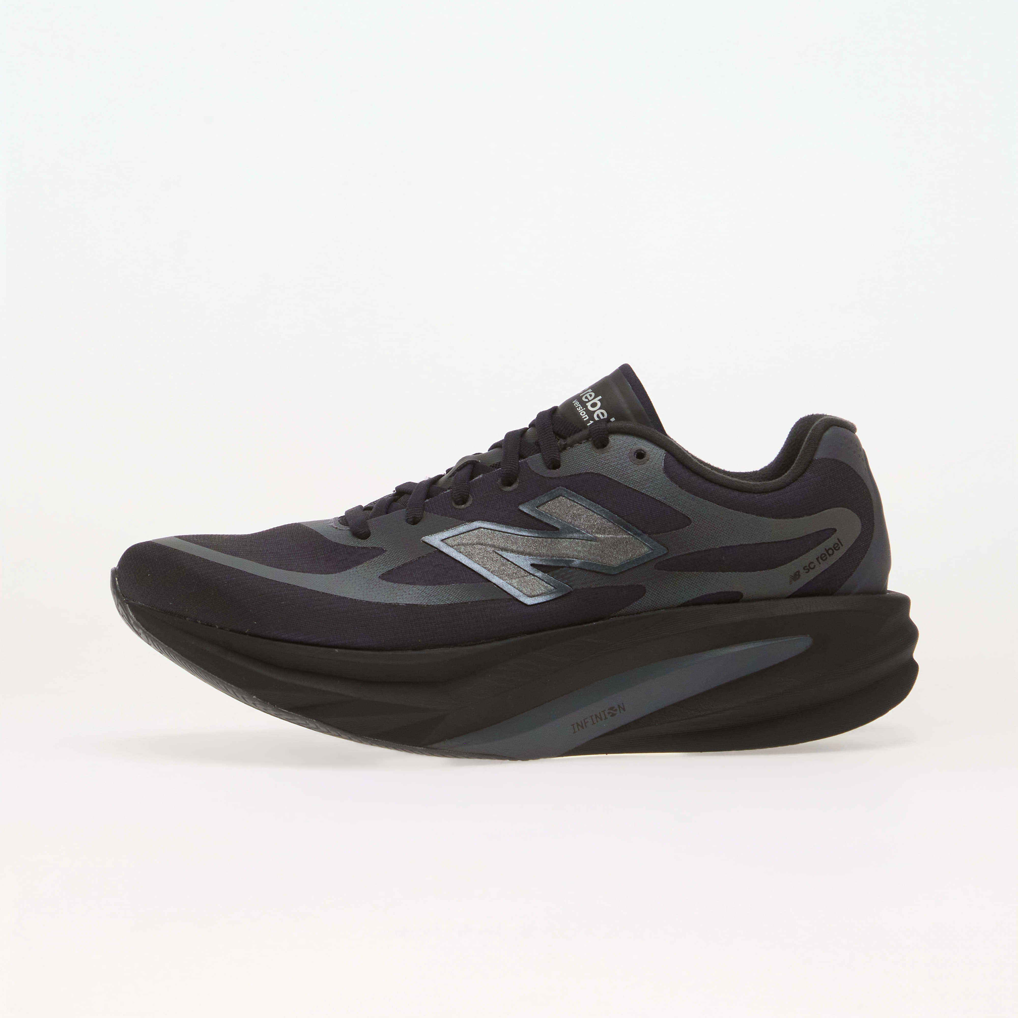 Sneakers New Balance SuperComp Rebel v1 Black/ Magnet EUR 45.5