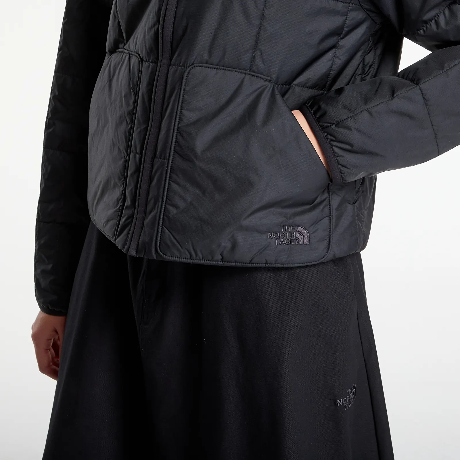 Jakne The North Face Lhotse Light Insulated Jacket TNF Black