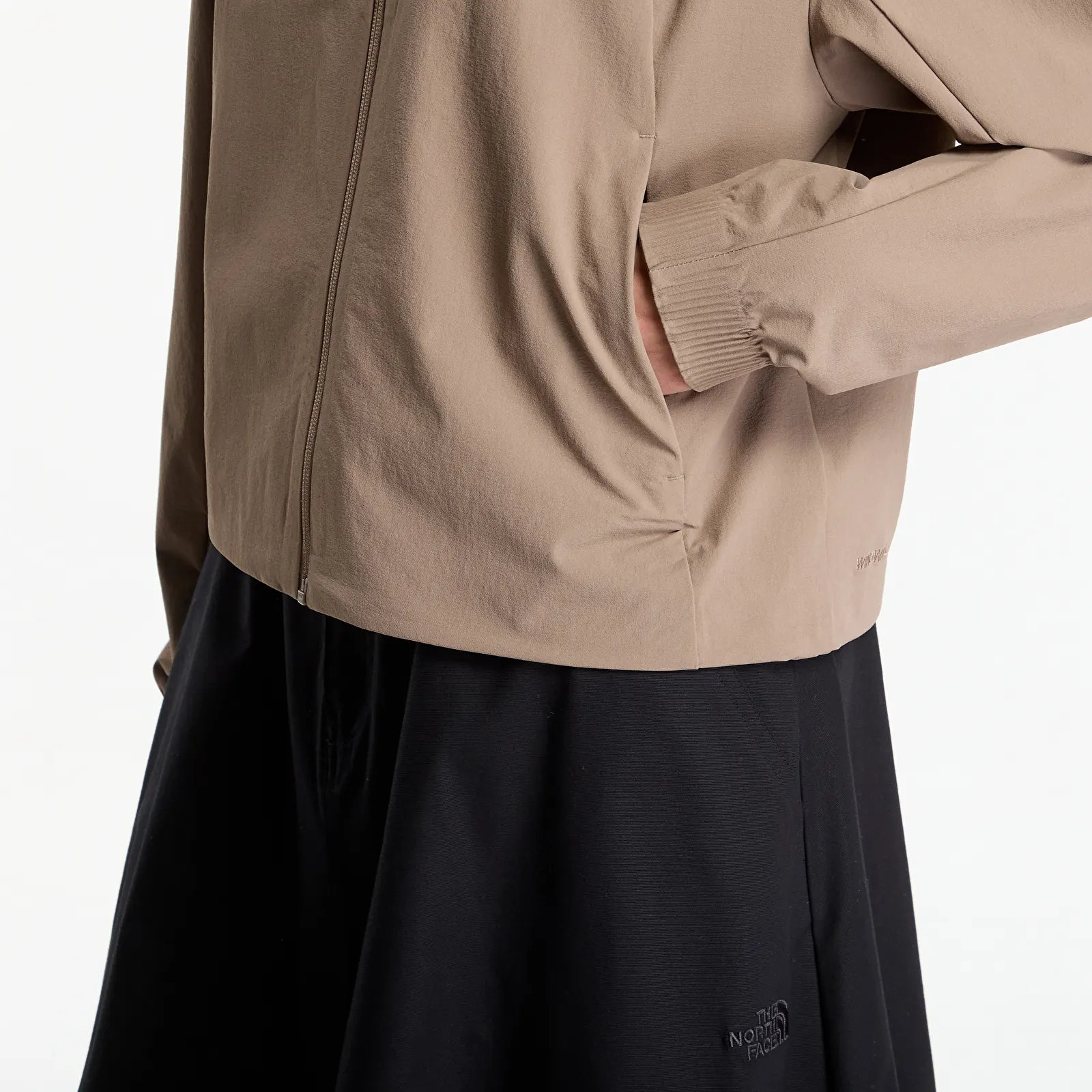 Übergangsjacken The North Face TNF Tech Woven Jacket Garnet
