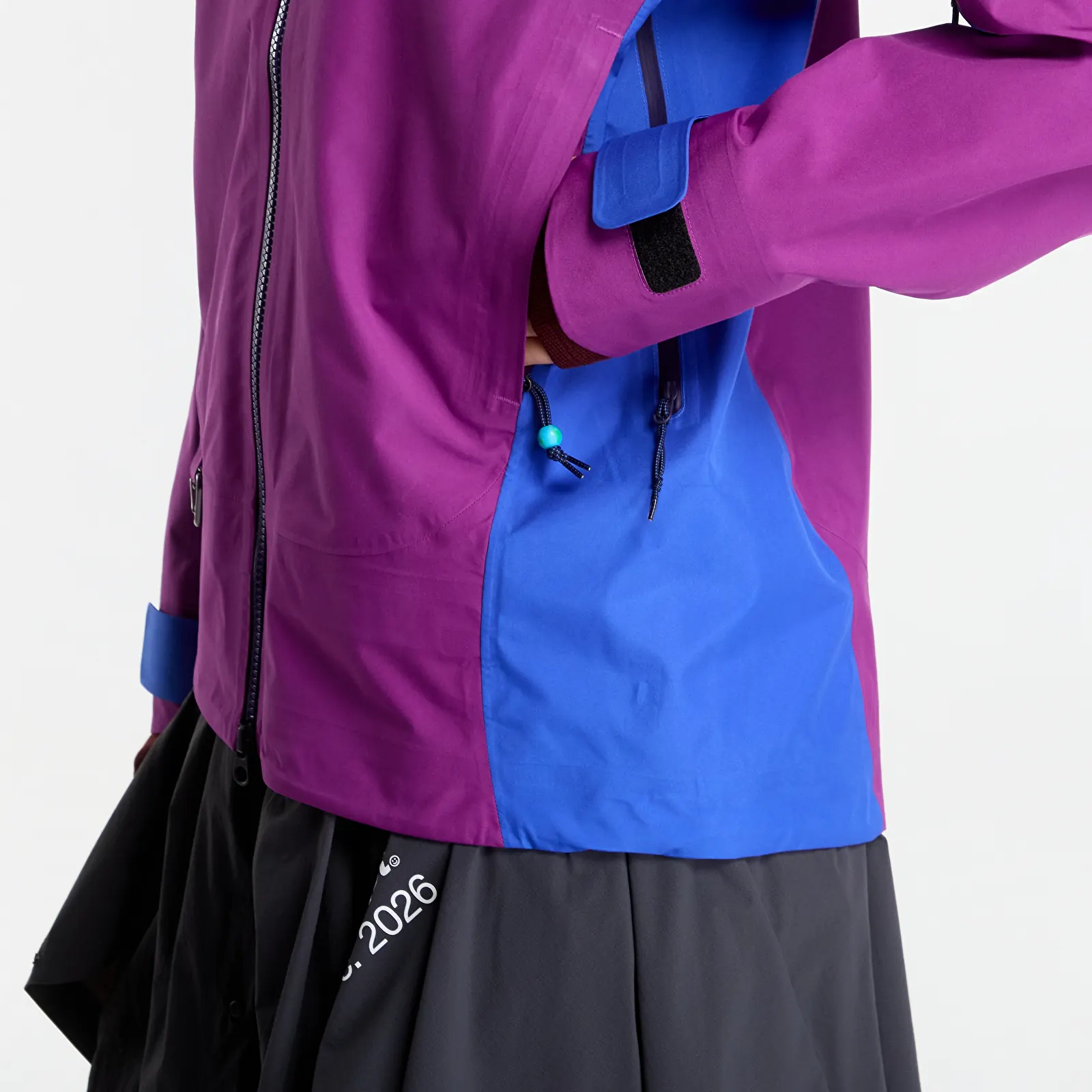 Jackets Nike ACG Misery Ridge Storm-FIT ADV GORE-TEX 3L Hiking Jacket Bold Berry/ Hyper Royal/ Summit White