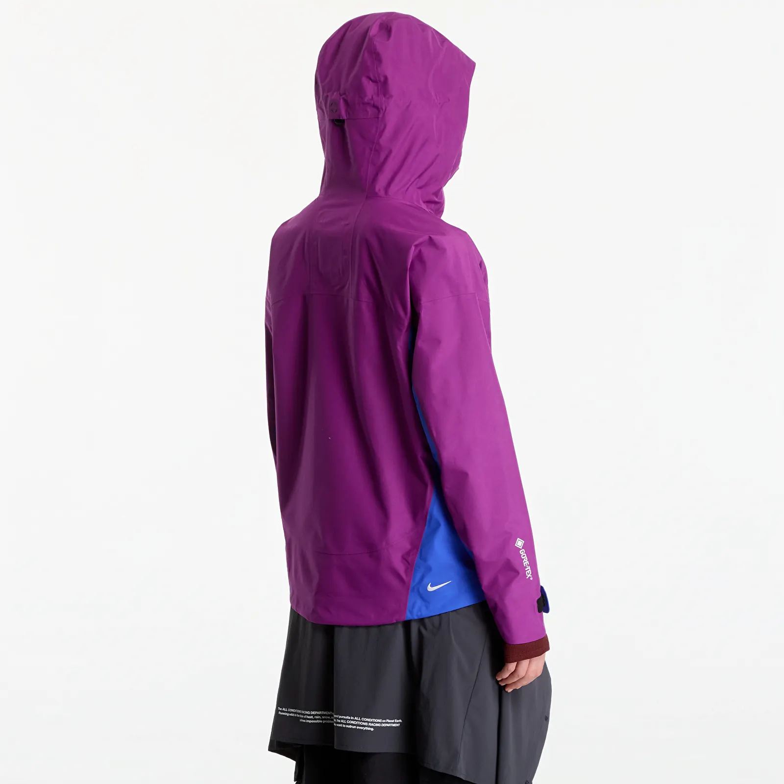 Jackets Nike ACG Misery Ridge Storm-FIT ADV GORE-TEX 3L Hiking Jacket Bold Berry/ Hyper Royal/ Summit White