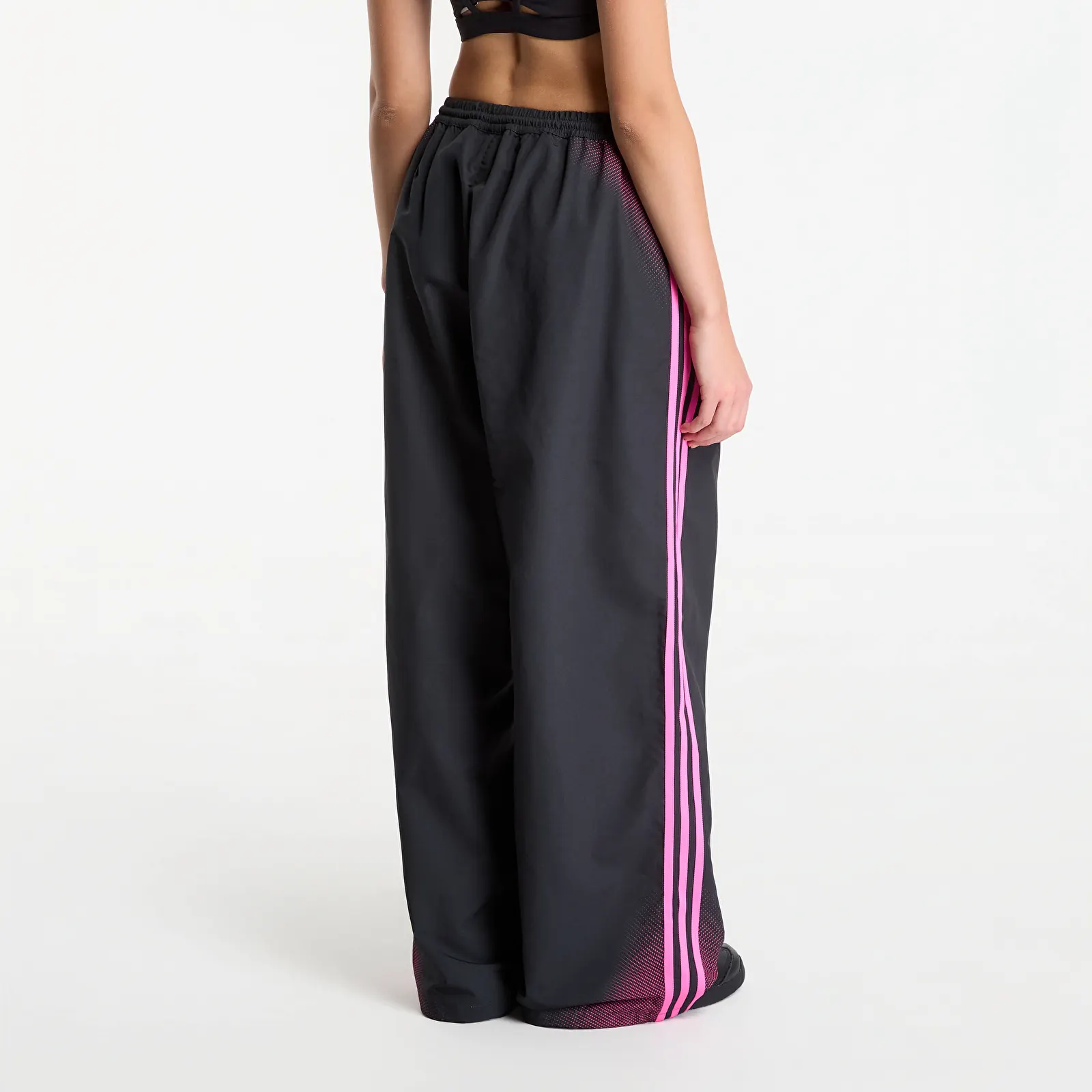Kalhoty adidas Huni Track Pant UNISEX Black